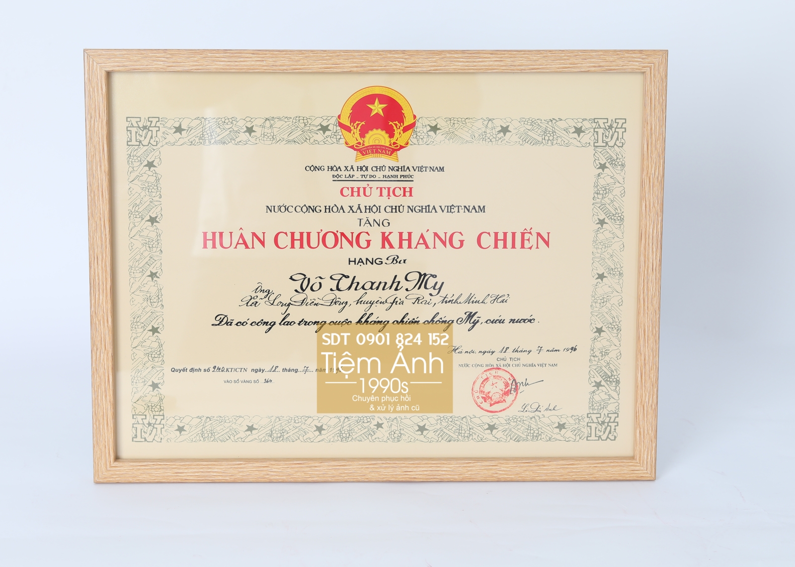 Khung đựng ảnh kỷ niệm 