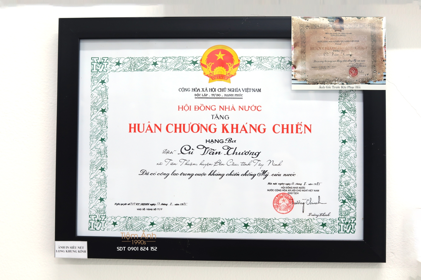 Phục hồi huân chương kháng chiến và in lồng khung đen kỷ niệm