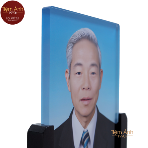 Ảnh Thờ Pha Lê  Đế  Gỗ Chạm Hoa Văn Size 20x30cm