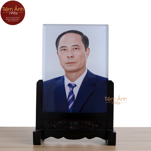 Ảnh Thờ Pha Lê Đế Gỗ Chạm Hoa Văn Size 25x35cm