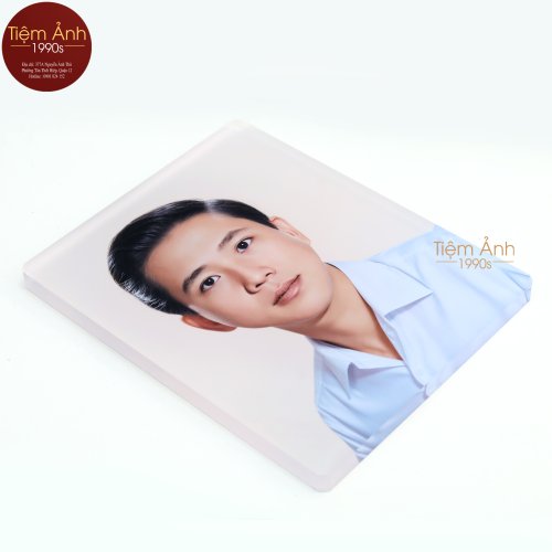 Ảnh Thờ Pha Lê Đế Gỗ Chạm Hoa Văn Size 20x25cm